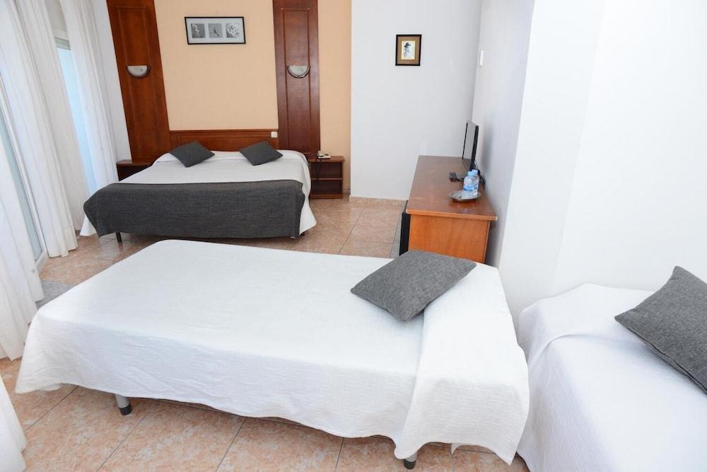Rallye Hotel L' Escala المظهر الخارجي الصورة
